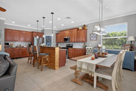 House in Fish Hawk, Florida 4 bedrooms, 223.71 sq.m. № 2152291 - photo 19