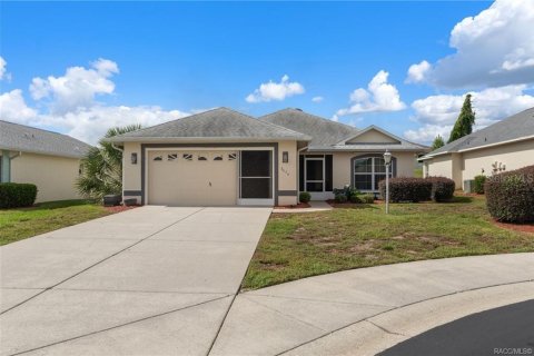 House in Hernando, Florida 2 bedrooms, 148.18 sq.m. № 2210257 - photo 2