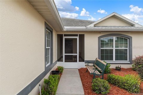 House in Hernando, Florida 2 bedrooms, 148.18 sq.m. № 2210257 - photo 3