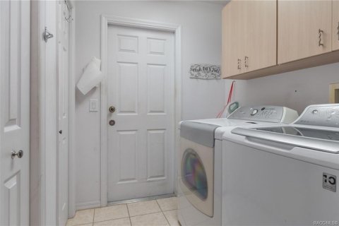House in Hernando, Florida 2 bedrooms, 148.18 sq.m. № 2210257 - photo 25