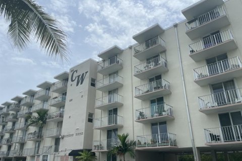 Copropriété à louer à Fort Lauderdale, Floride: 1 chambre, 65.4 m2 № 2288120 - photo 13