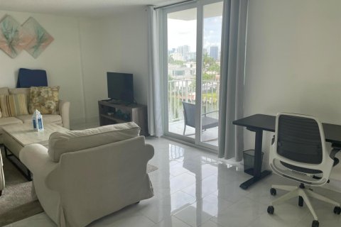 Copropriété à louer à Fort Lauderdale, Floride: 1 chambre, 65.4 m2 № 2288120 - photo 4