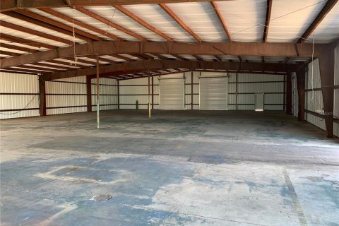 Propiedad comercial en alquiler en Plant City, Florida, 445.93 m2 № 1570701 - foto 10