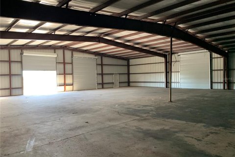 Propiedad comercial en alquiler en Plant City, Florida, 445.93 m2 № 1570701 - foto 8