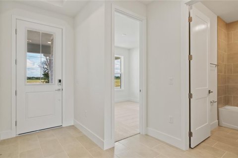 House in Mount Dora, Florida 3 bedrooms, 175.77 sq.m. № 1911271 - photo 5