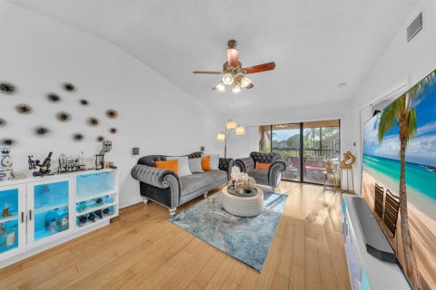 Купить кондоминиум в Маргит, Флорида 3 комнаты, 109.16м2, № 2185409 - фото 9