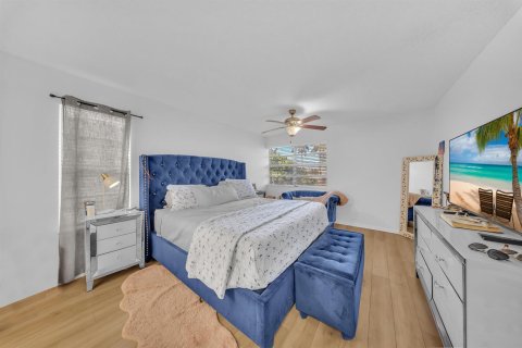 Купить кондоминиум в Маргит, Флорида 3 комнаты, 109.16м2, № 2185409 - фото 15