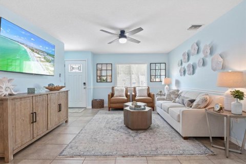 Villa ou maison à louer à Sarasota, Floride: 3 chambres, 125.05 m2 № 219936 - photo 21