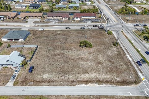 Land in Cape Coral, Florida № 2099180 - photo 7