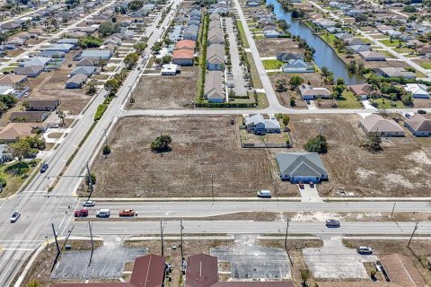 Land in Cape Coral, Florida № 2099180 - photo 12