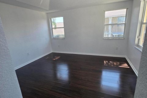 House in Sunrise, Florida 3 bedrooms, 168.62 sq.m. № 2084061 - photo 3