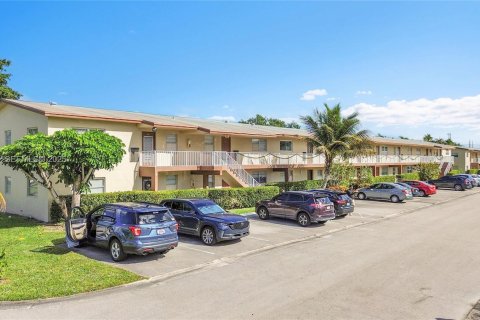 Condominio en venta en Margate, Florida, 2 dormitorios, 91.97 m2 № 1993940 - foto 26