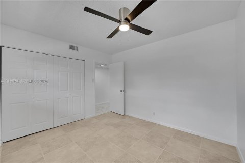 Condominio en venta en Margate, Florida, 2 dormitorios, 91.97 m2 № 1993940 - foto 19