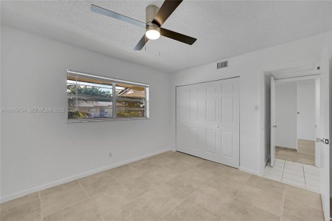 Condominio en venta en Margate, Florida, 2 dormitorios, 91.97 m2 № 1993940 - foto 18