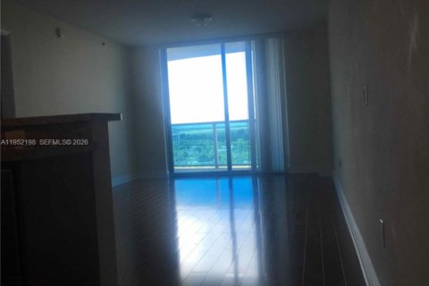 Condominio en venta en Sunrise, Florida, 2 dormitorios, 118.08 m2 № 2006601 - foto 3