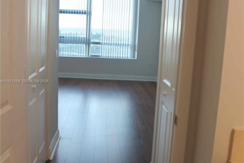 Condominio en venta en Sunrise, Florida, 2 dormitorios, 118.08 m2 № 2006601 - foto 18