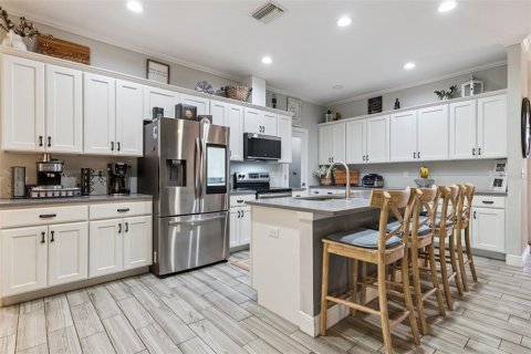 Купить виллу или дом в Бушнелл, Флорида 8 комнат, 236.9м2, № 2143183 - фото 14