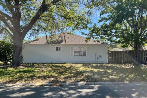 House in Gainesville, Florida 3 bedrooms, 110 sq.m. № 1648139 - photo 27