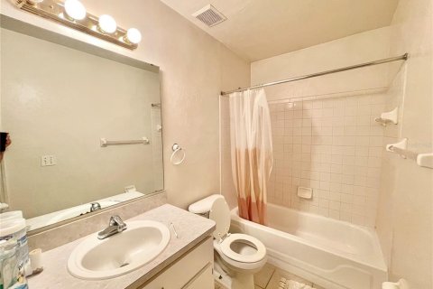 House in Gainesville, Florida 3 bedrooms, 110 sq.m. № 1648139 - photo 9