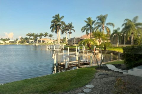Casa en alquiler en Punta Gorda, Florida, 3 dormitorios, 237.64 m2 № 227571 - foto 27