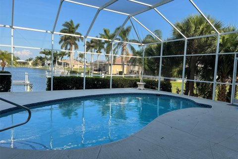 Casa en alquiler en Punta Gorda, Florida, 3 dormitorios, 237.64 m2 № 227571 - foto 23
