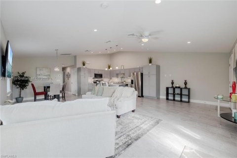 House in LaBelle, Florida 2 bedrooms, 113.71 sq.m. № 1860091 - photo 8