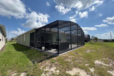 House in Lake Alfred, Florida 4 bedrooms, 170.01 sq.m. № 1872889 - photo 2