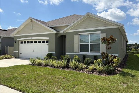 House in Lake Alfred, Florida 4 bedrooms, 170.01 sq.m. № 1872889 - photo 1