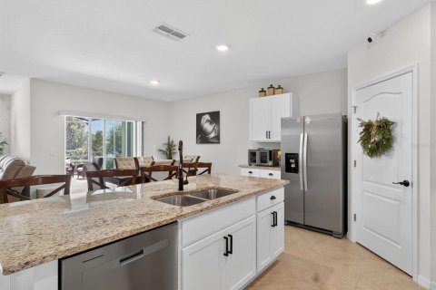 House in Lake Alfred, Florida 4 bedrooms, 170.01 sq.m. № 1872889 - photo 12