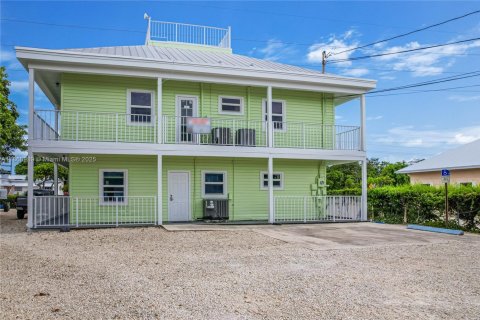 Propiedad comercial en venta en Tavernier, Florida № 2037119 - foto 23