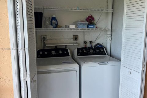 Copropriété à louer à Lake Worth, Floride: 2 chambres, 111.11 m2 № 1967757 - photo 9