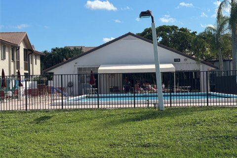 Copropriété à louer à Lake Worth, Floride: 2 chambres, 111.11 m2 № 1967757 - photo 2