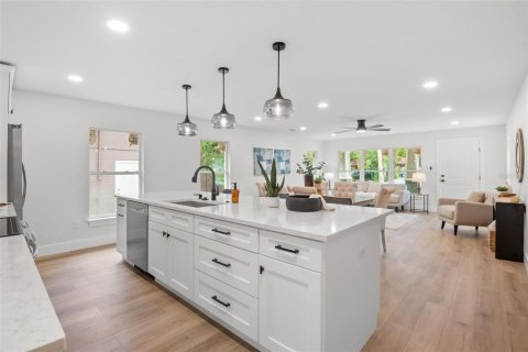 Villa ou maison à vendre à Saint Petersburg, Floride: 3 chambres, 131.46 m2 № 1902168 - photo 8