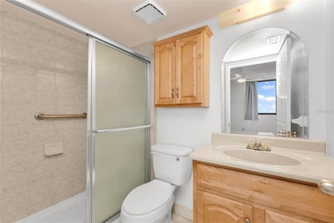 Condo in Port Charlotte, Florida, 2 bedrooms  № 2213494 - photo 26