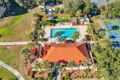 Condo in Port Charlotte, Florida, 2 bedrooms  № 2213494 - photo 2