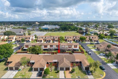 Townhouse in Merrit Island, Florida 2 bedrooms, 93.37 sq.m. № 2112707 - photo 28