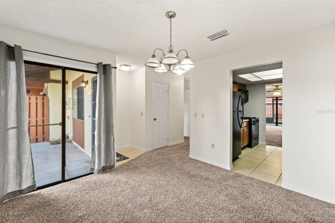 Townhouse in Merrit Island, Florida 2 bedrooms, 93.37 sq.m. № 2112707 - photo 17