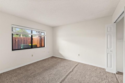 Townhouse in Merrit Island, Florida 2 bedrooms, 93.37 sq.m. № 2112707 - photo 19