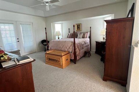 House in Punta Gorda, Florida 3 bedrooms, 172.33 sq.m. № 1913231 - photo 18