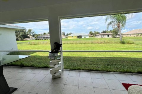 House in Punta Gorda, Florida 3 bedrooms, 172.33 sq.m. № 1913231 - photo 30