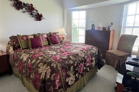 House in Punta Gorda, Florida 3 bedrooms, 172.33 sq.m. № 1913231 - photo 24