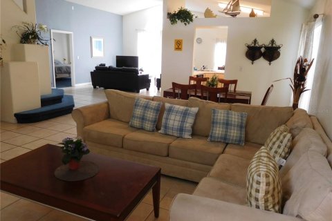 Casa en venta en Kissimmee, Florida, 3 dormitorios, 207.17 m2 № 1573022 - foto 5