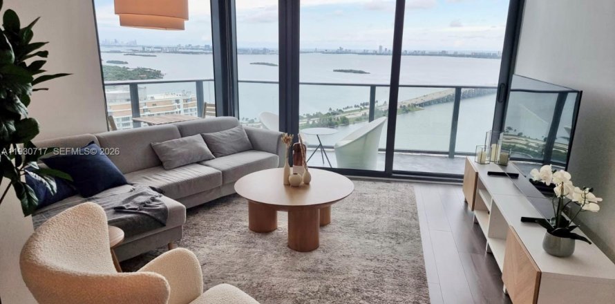 Condominio en Miami, Florida, 3 dormitorios  № 1999682