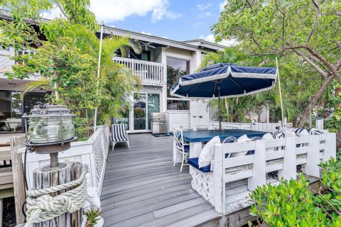 Townhouse in South Palm Beach, Florida 4 bedrooms, 176.51 sq.m. № 2158418 - photo 17