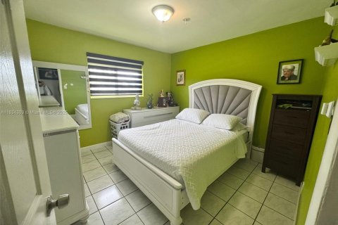 Купить виллу или дом в Майами, Флорида 3 спальни, 100.33м2, № 1814036 - фото 12