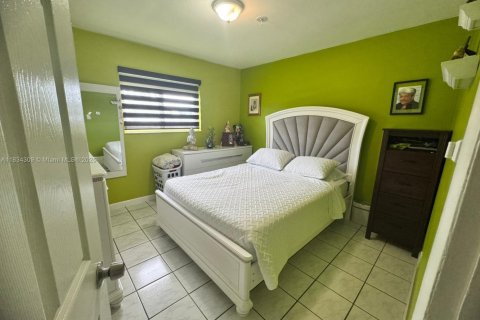 Купить виллу или дом в Майами, Флорида 3 спальни, 100.33м2, № 1814036 - фото 13