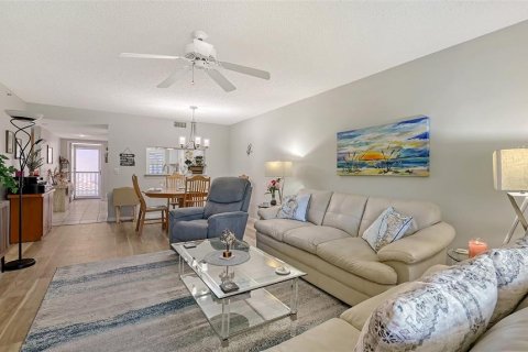 Copropriété à vendre à Bradenton, Floride: 2 chambres, 96.8 m2 № 2093159 - photo 17