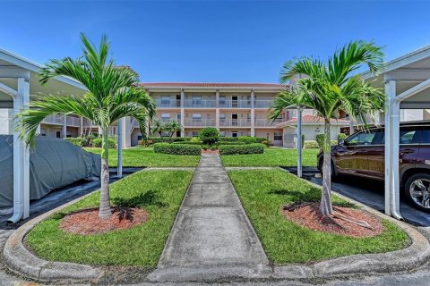 Copropriété à vendre à Bradenton, Floride: 2 chambres, 96.8 m2 № 2093159 - photo 3