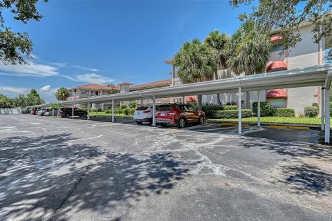Copropriété à vendre à Bradenton, Floride: 2 chambres, 96.8 m2 № 2093159 - photo 24