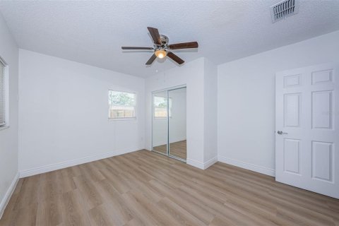 Apartamento en alquiler en Saint Petersburg, Florida, 4 dormitorios, 132.39 m2 № 1769041 - foto 17